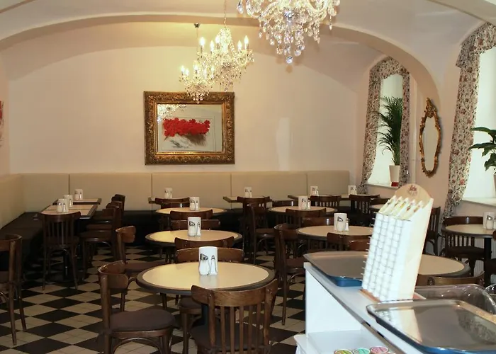 Graf Stadion Hotel