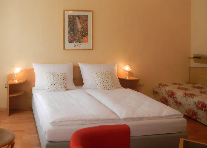 Graf Stadion Hotel
