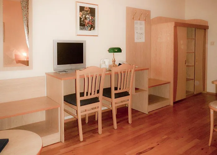 Graf Stadion Hotel