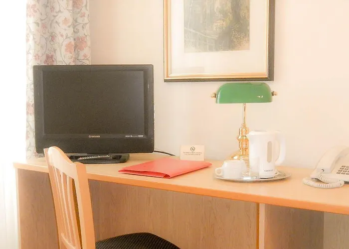 Graf Stadion Hotel 3*