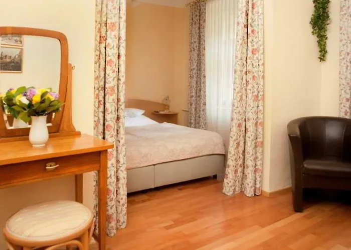 Graf Stadion Hotel